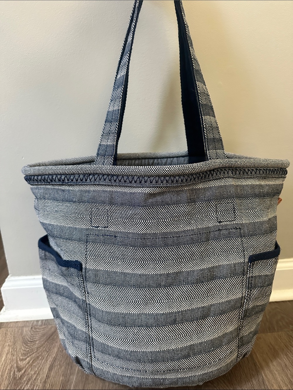Thirty-One Retro Metro Tote Beach Shopping Weekender Bag
